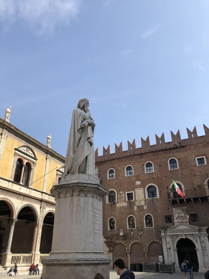 Les Suites Di Verona Exteriör bild